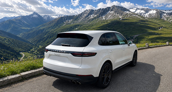 location-PORSCHE-Meaux-roadstr