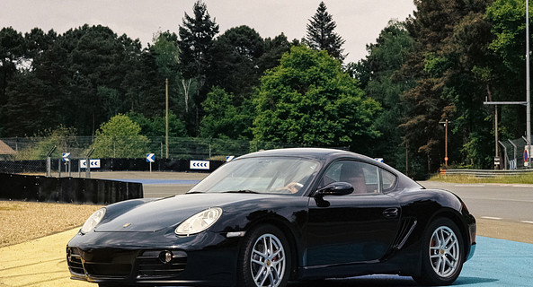 location-PORSCHE-Le Mans-roadstr