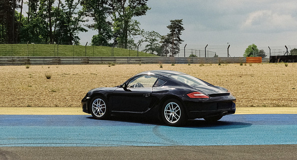 location-PORSCHE-Le Mans-roadstr