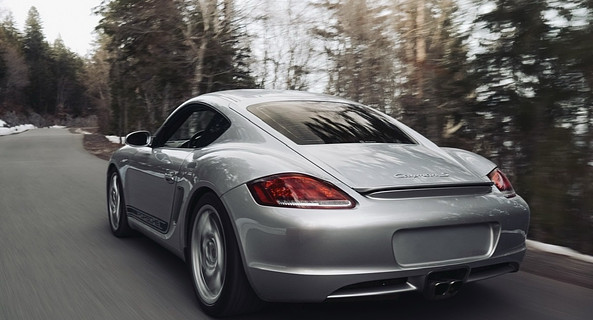 location-PORSCHE-Saint-Béron-roadstr