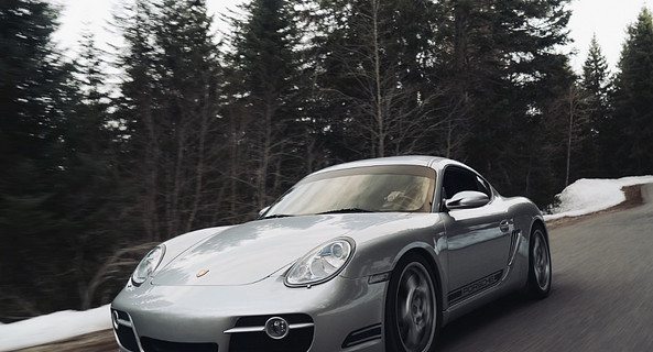location-PORSCHE-Saint-Béron-roadstr