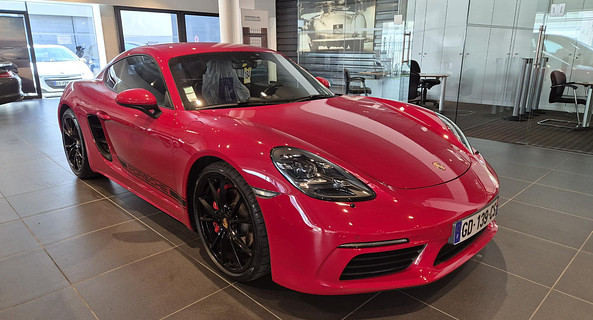 location-PORSCHE-Boulogne-Billancourt-roadstr