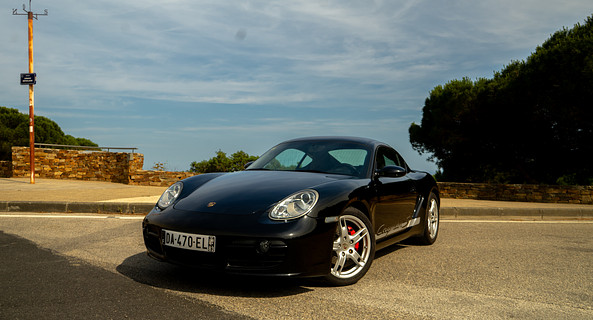 location-PORSCHE-La Seyne-sur-Mer-roadstr