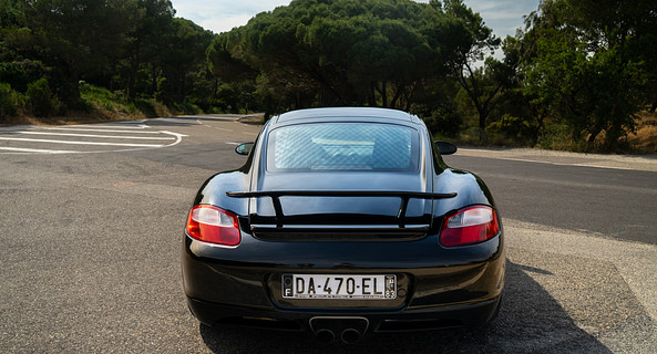 location-PORSCHE-La Seyne-sur-Mer-roadstr