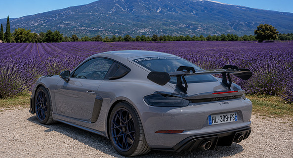 location-PORSCHE-Sorgues-roadstr