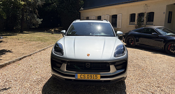 location-PORSCHE-Villepreux-roadstr