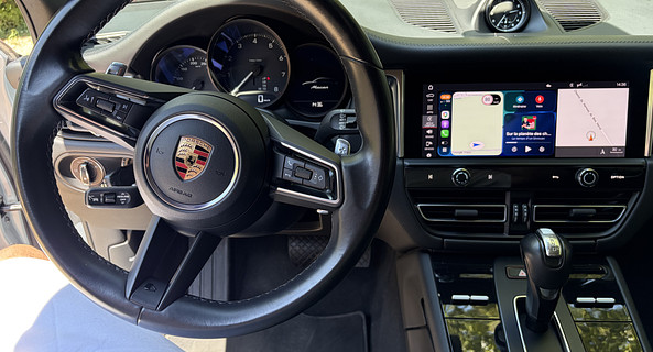 location-PORSCHE-Villepreux-roadstr