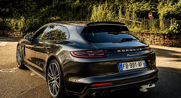 location-PORSCHE-Brumath-roadstr