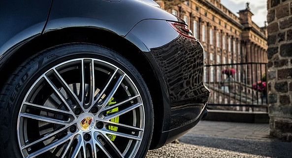 location-PORSCHE-Brumath-roadstr
