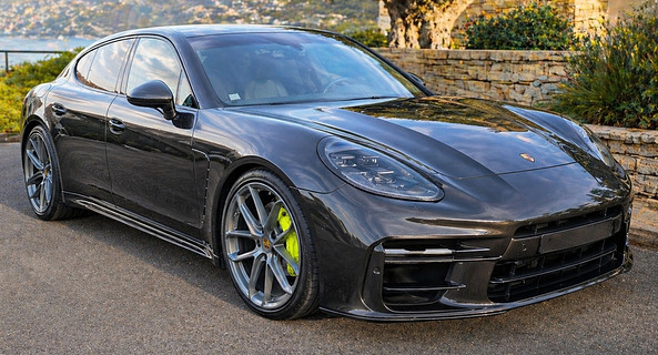 location-PORSCHE-Domont-roadstr
