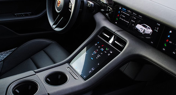 location-PORSCHE-Chambéry-roadstr