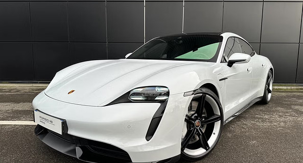 location-PORSCHE-Hangenbieten-roadstr