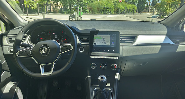 location-RENAULT-Nice-roadstr