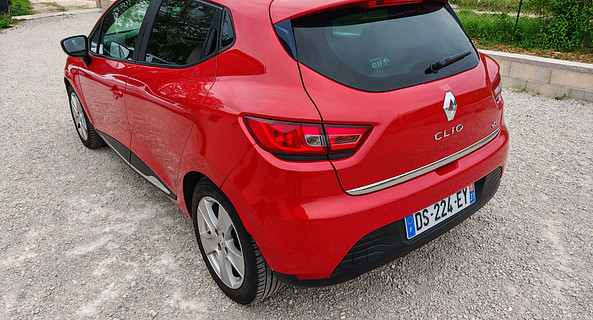 location-RENAULT-Agen-roadstr