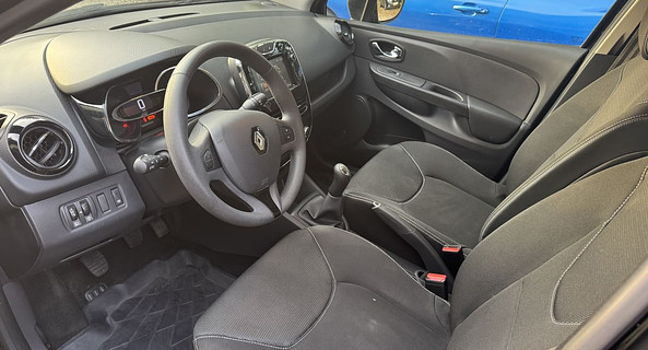 location-RENAULT-Cherbourg-en-Cotentin-roadstr