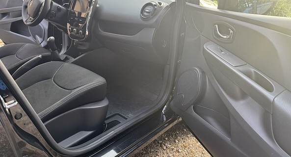 location-RENAULT-Cherbourg-en-Cotentin-roadstr