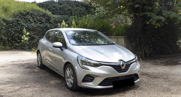 location-RENAULT-Paris-roadstr