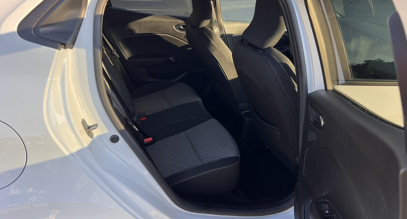 location-RENAULT-Amblainville-roadstr