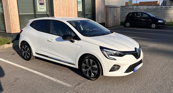 location-RENAULT-Amblainville-roadstr