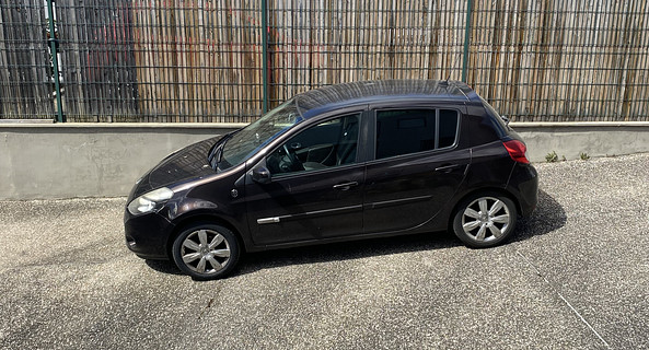 location-RENAULT-Genas-roadstr