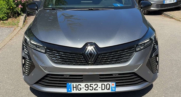 location-RENAULT-Maisons-Laffitte-roadstr