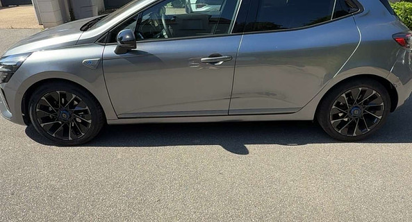 location-RENAULT-Maisons-Laffitte-roadstr