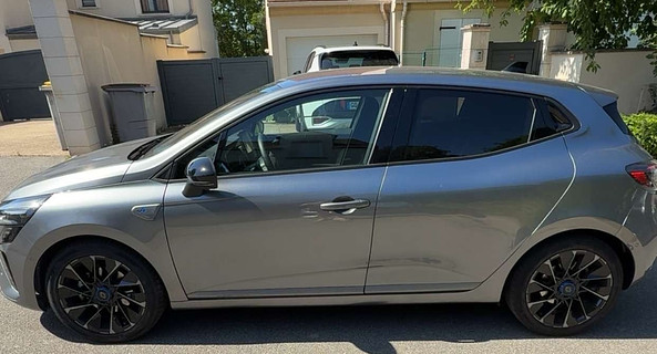 location-RENAULT-Maisons-Laffitte-roadstr
