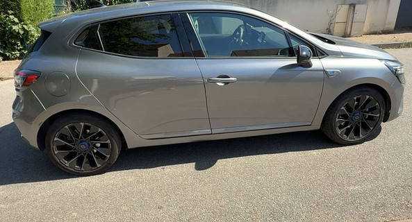 location-RENAULT-Maisons-Laffitte-roadstr