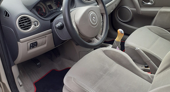 location-RENAULT-Montpellier-roadstr