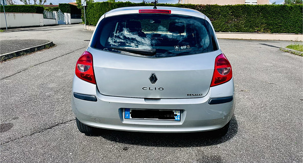 location-RENAULT-Rive-de-Gier-roadstr