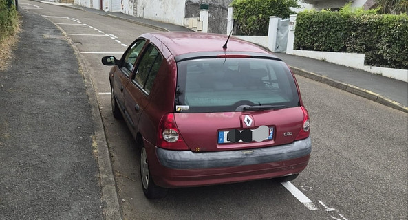 location-RENAULT-Urrugne-roadstr