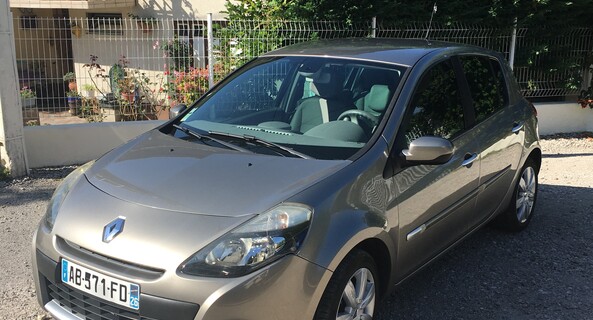 location-RENAULT-Voiron-roadstr