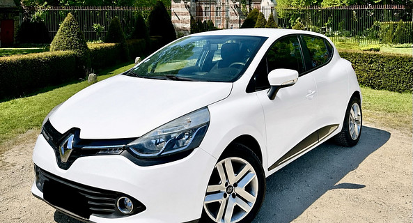 location-RENAULT-Chartres-roadstr