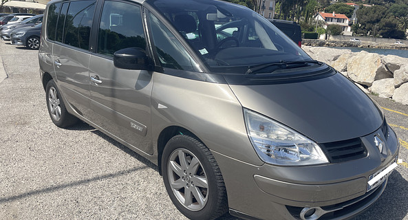 location-RENAULT-La Seyne-sur-Mer-roadstr
