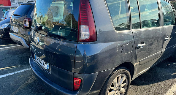 location-RENAULT-Ciboure-roadstr