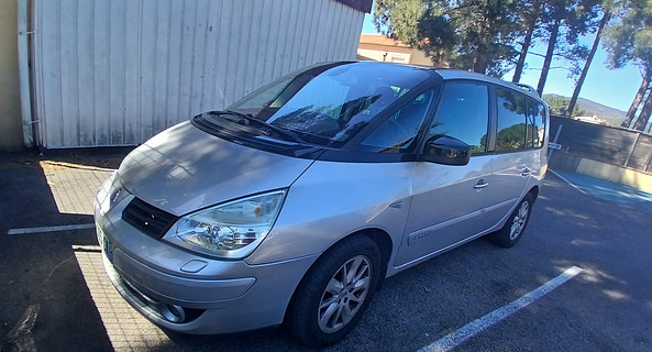 location-RENAULT-Maureillas-las-Illas-roadstr