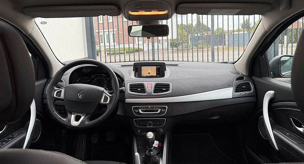 location-RENAULT-Lille-roadstr
