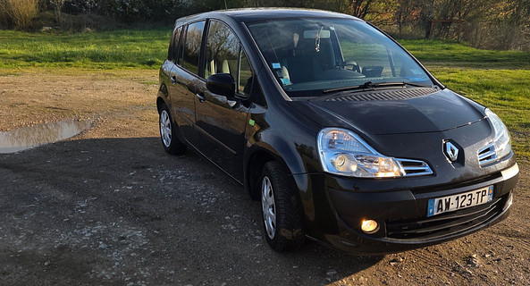 location-RENAULT-Quetigny-roadstr