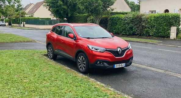 location-RENAULT-Chessy-roadstr