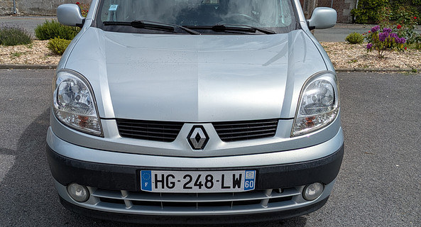 location-RENAULT-Hémévillers-roadstr
