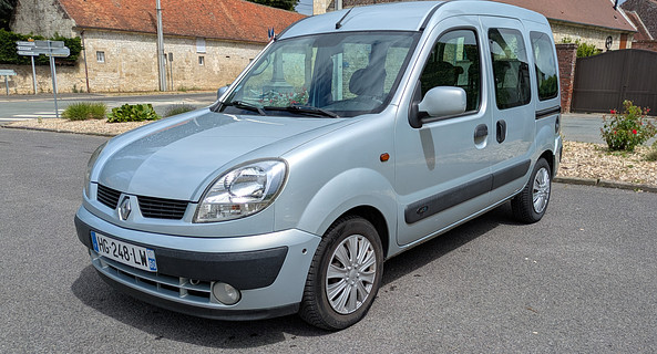 location-RENAULT-Hémévillers-roadstr