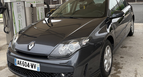 location-RENAULT-Fleury-les-Aubrais-roadstr