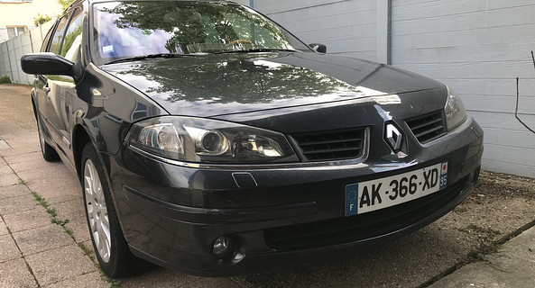 location-RENAULT-Arpajon-roadstr