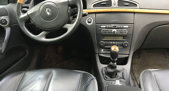 location-RENAULT-Arpajon-roadstr
