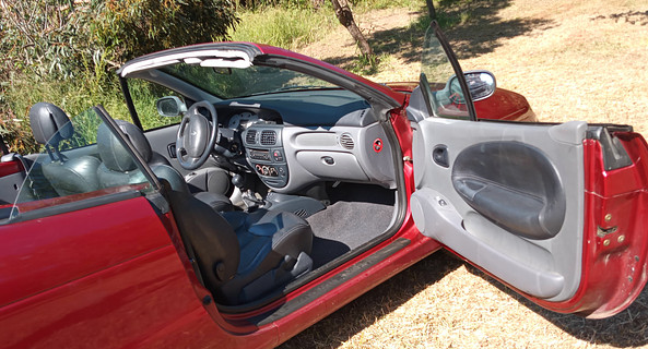 location-RENAULT-Porto-Vecchio-roadstr