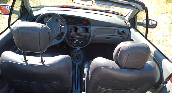 location-RENAULT-Porto-Vecchio-roadstr