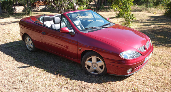 location-RENAULT-Porto-Vecchio-roadstr