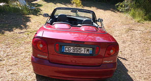 location-RENAULT-Porto-Vecchio-roadstr
