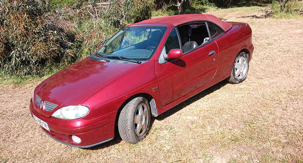 location-RENAULT-Porto-Vecchio-roadstr