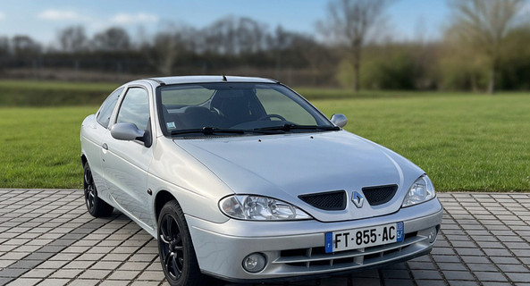 location-RENAULT-Talange-roadstr